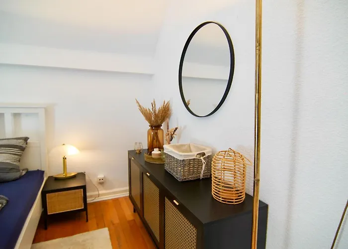 Mit Balkon Am Bergpark *