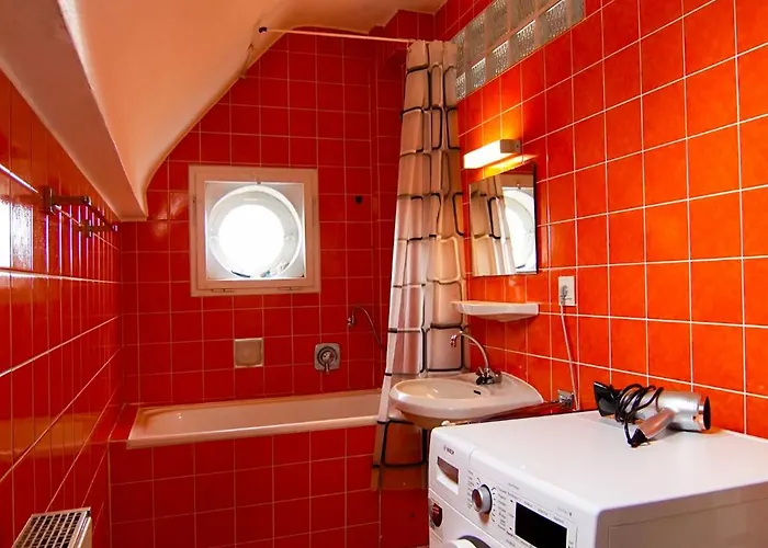 Apartment Mit Balkon Am Bergpark *